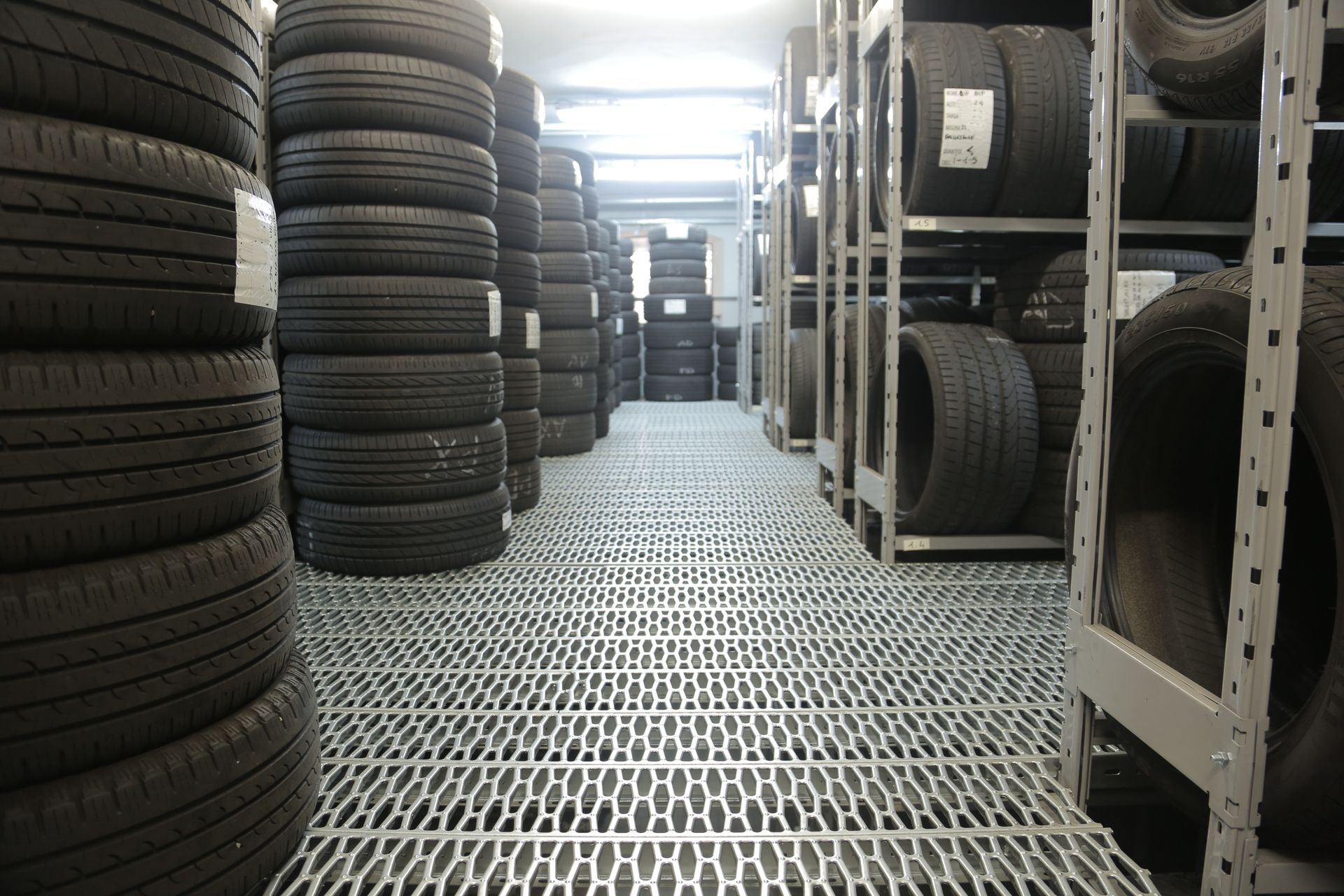 Stock photo: industrial tire storage by Andrea Piacquadio / Pexels